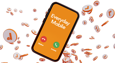 Lady smiling with an Everyday Mobile plan
